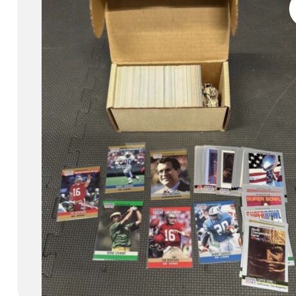 NFL Pro set 1990 trading card set - Picture 2 of 3